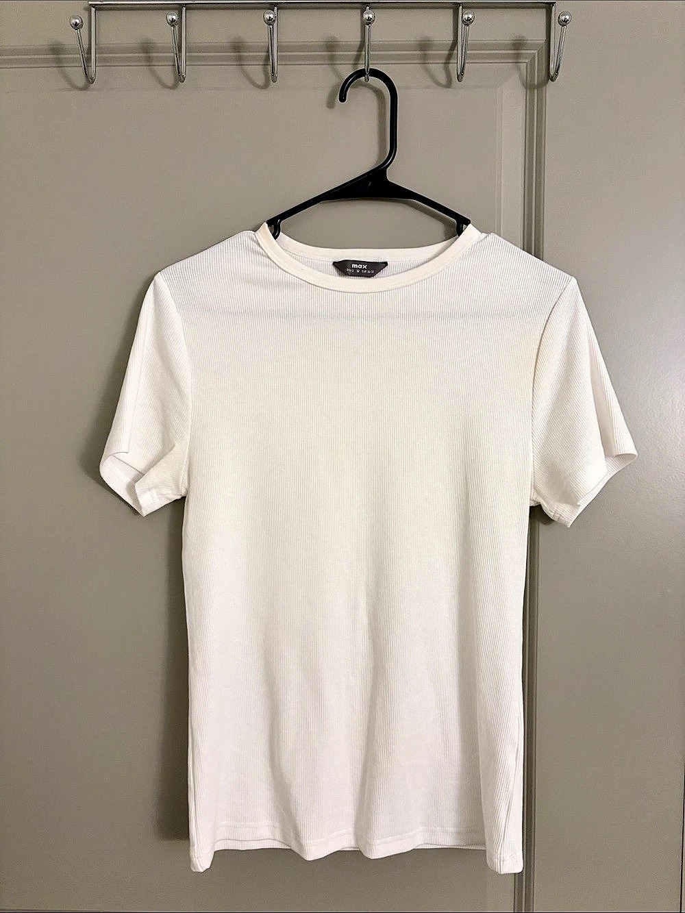 Max Ribbed Short Sleeve Tee in White Size Medium